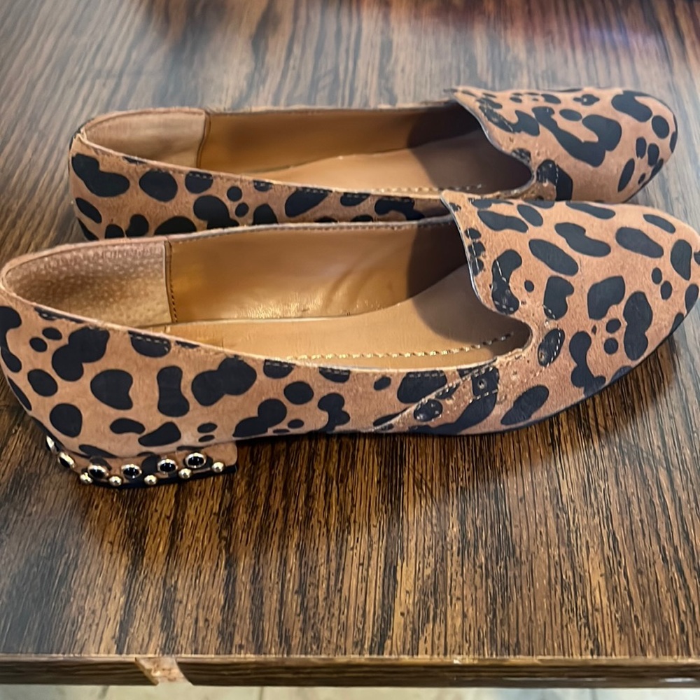 NWOT DOLCE VITA Leopard Animal Print Studded Loafers Flats Slip-On Shoes Sz 6.5